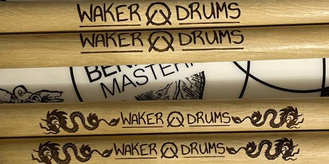 Geschenk f&uuml;r Schlagzeuger | Personalisierte Drumsticks mit Gravur, Hornbeam ✅